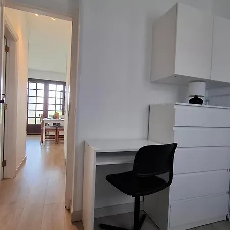 Corner, A Un Paso De La Playa! *