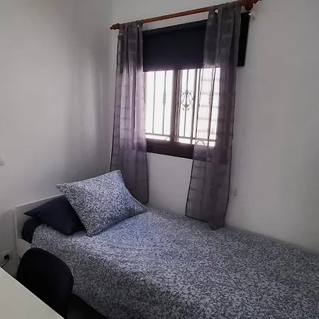 Corner, A Un Paso De La Playa!